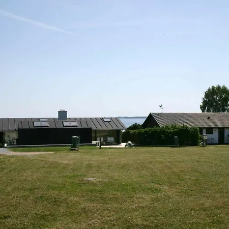 Five-bedroom Holiday In Faaborg 1 Vakantiehuis *